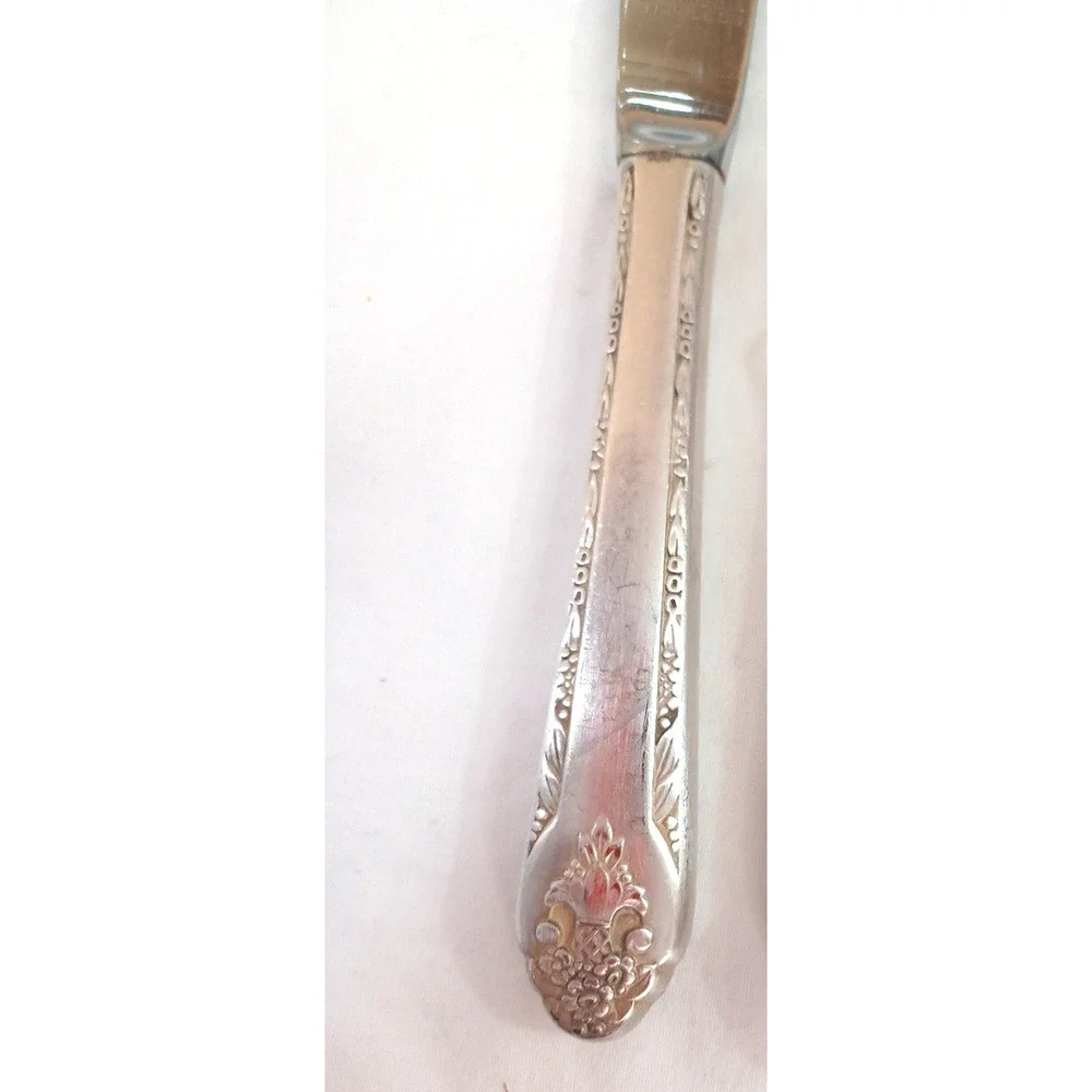 Holmes Edwards 8 VTG Lovely Lady Butter Knives Stainless Flatware 1937